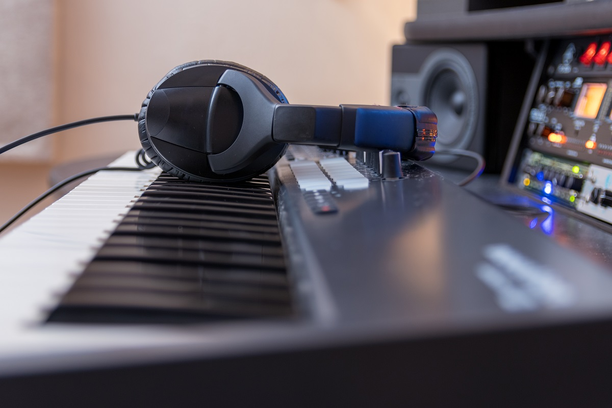 musical device recording studio